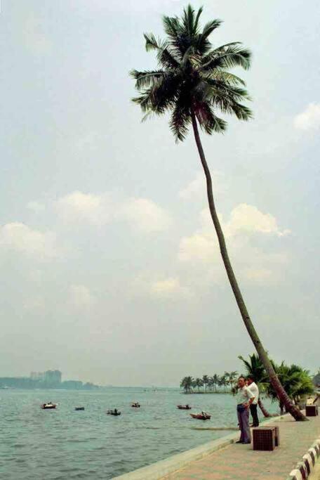 Holiday home Terrace House Near Stulang Laut Ciq Midvalley Ksl For 7pax *